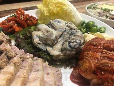 김명자굴국밥전문점