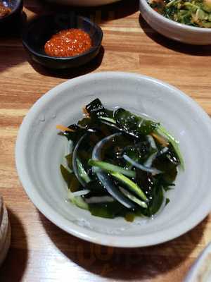 보리밭토속음식점