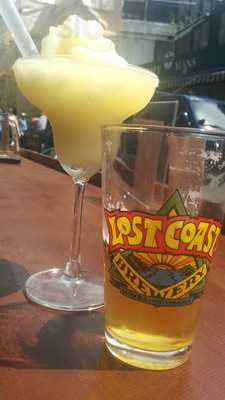 러스티 스모크하우스