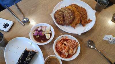 통큰 누이네 육회 빈대떡