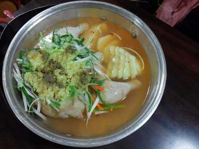 닭한마리칼국수