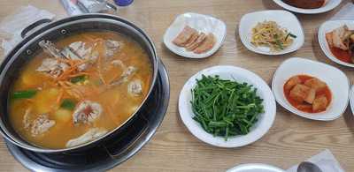 닭한마리칼국수