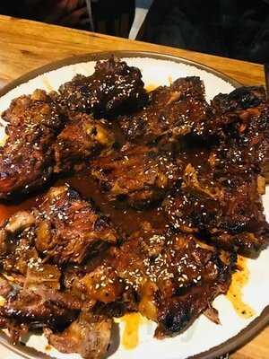 서울뼈구이매운족발