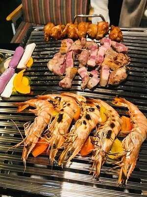 난장캠프 신사가로수점