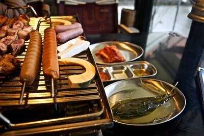 난장캠프 신사가로수점