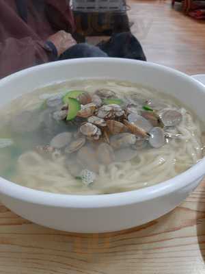 가정집칼국수왕만두전문