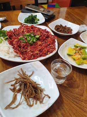 새불로생고기구이