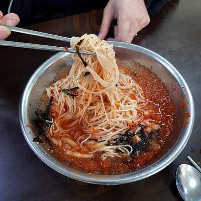 홍두깨해물손칼국수