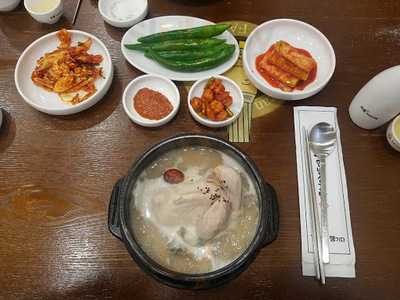 지호한방삼계탕