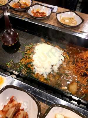 현정이네철판두루치기