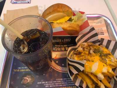 버거앤프라이즈  로스엔젤레스 - 송도점