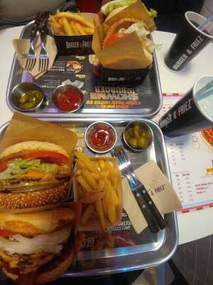 버거앤프라이즈  로스엔젤레스 - 송도점