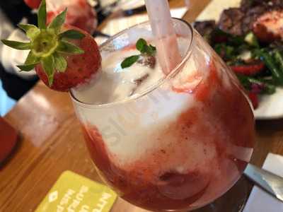 캘리포니아피자키친 청량리역사점