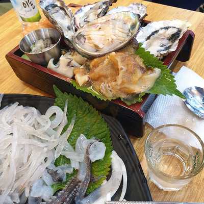 뚝배기황태칼국수