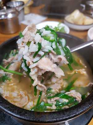 전주콩뿌리콩나물국밥