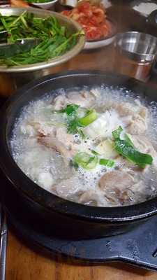 전주콩뿌리콩나물국밥