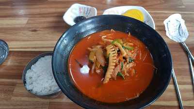 뽕이가짬뽕전문점