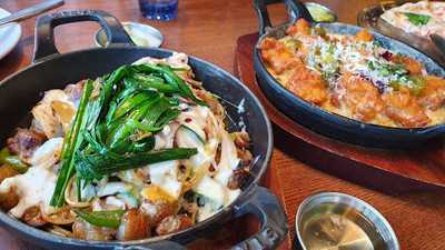 라그릴리아 - 홍대점