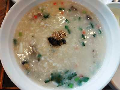 본죽 경복궁역점