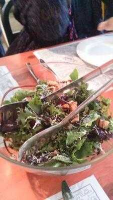 크로스 네스트 이태원점