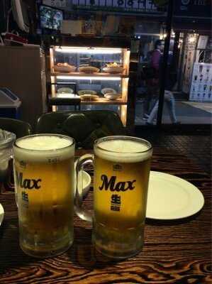 부어치킨 명동점