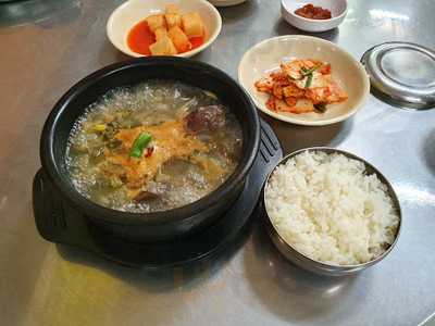 명성순대국