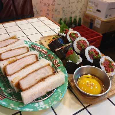 스타벅스 학동역점