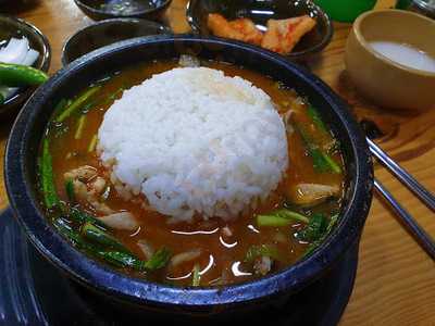 전통백암순대국