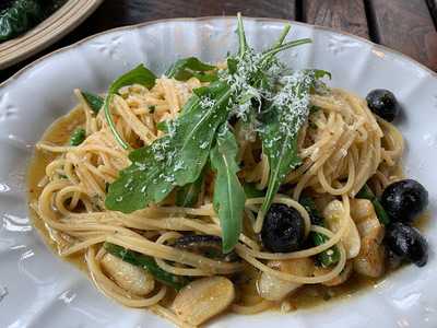 콩볶는집고양이똥