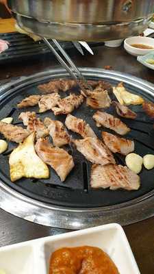 강남참숯돼지갈비