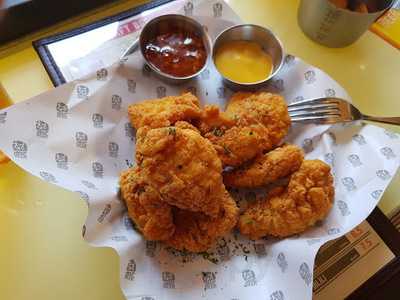 둘둘치킨 서대문점