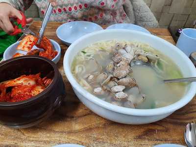 바지락손칼국수