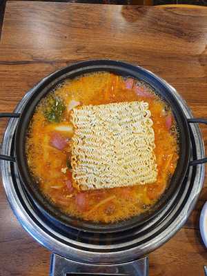 반카부대찌개