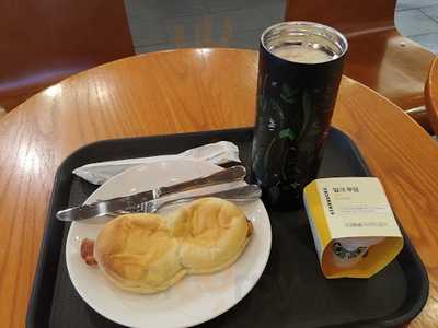 스타벅스 무교동점