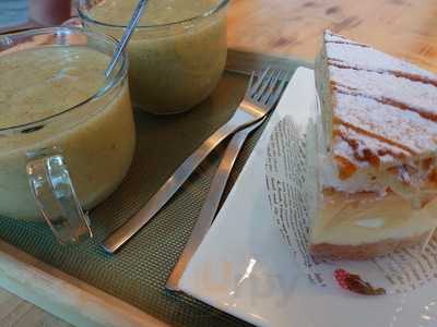 휴플레이스카페