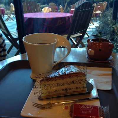 휴플레이스카페