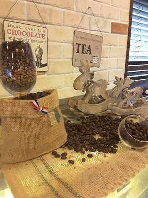 휴플레이스카페