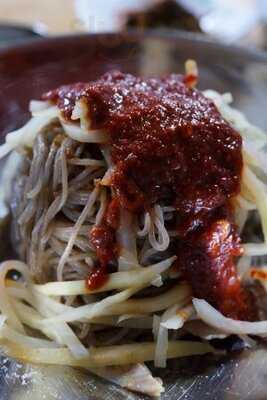 산골면옥춘천막국수