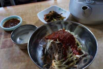 산골면옥춘천막국수