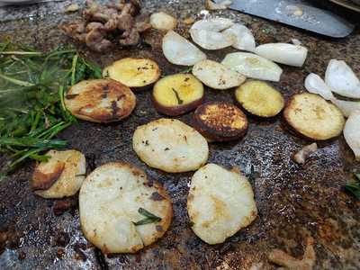 생오리돌판구이