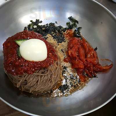 봉평산골메밀촌