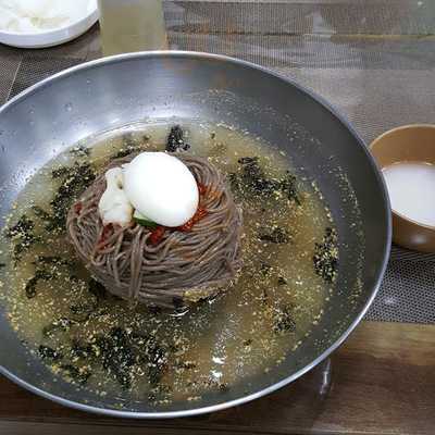 봉평산골메밀촌