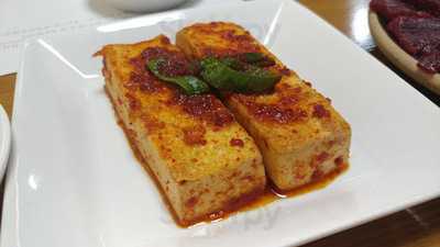 양수생고기육회식당