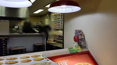 도미노피자 용산점