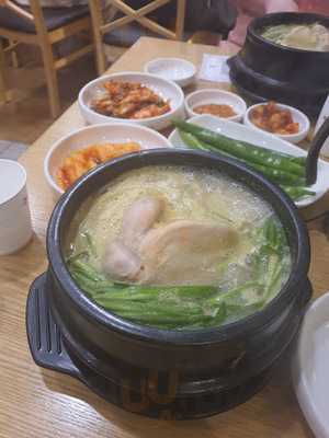 지호한방삼계탕