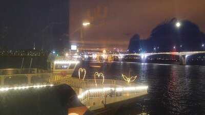 애슐리 노들나루점