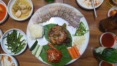 김명자굴국밥전문점