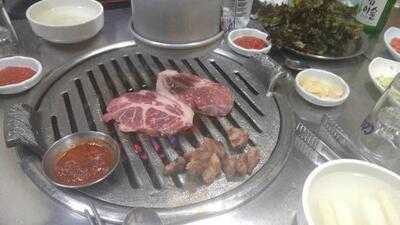 기차길연탄불생고기