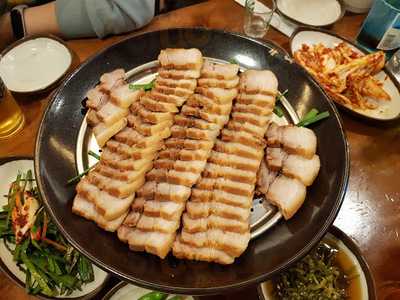 가장맛있는족발