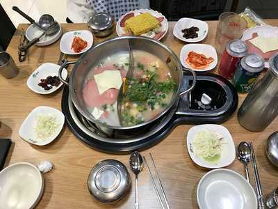 놀부부대찌개